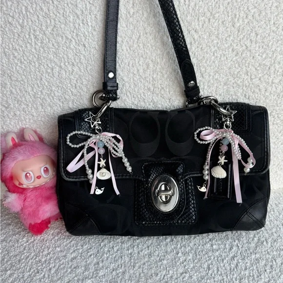 Authentic Coach Black Signature Shoulder Bag w/ Snakeskin - Picture 6 of 6